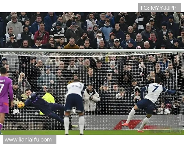 孙兴O在英超赛场展现速度与激情的精彩瞬间与传奇旅程 孙兴O在英超赛场展现速度与激情的精彩瞬间与传奇旅程