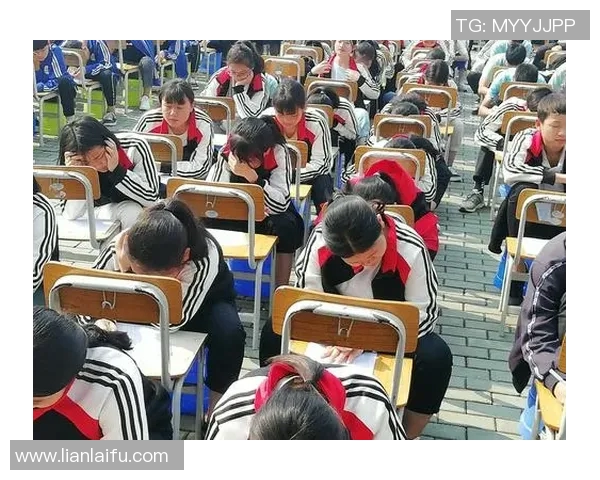 探寻足球明星名字中的汉字魅力与文化内涵分析