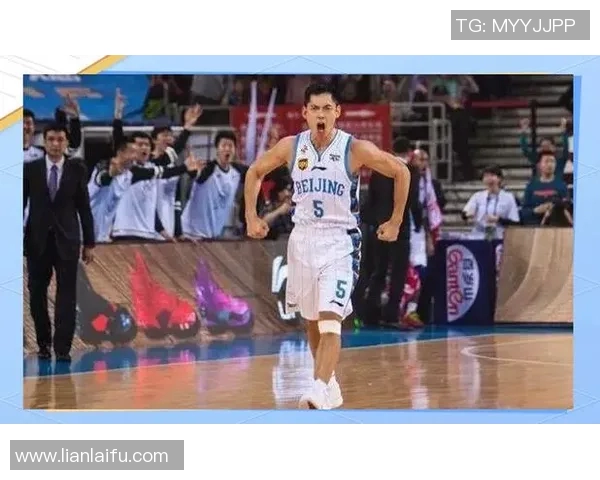 张庆鹏：从篮球场上的传奇到生活中的奋斗者，探寻他的成长与坚持之路